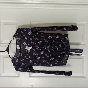 Sky and Sparrow blue floral top size XS